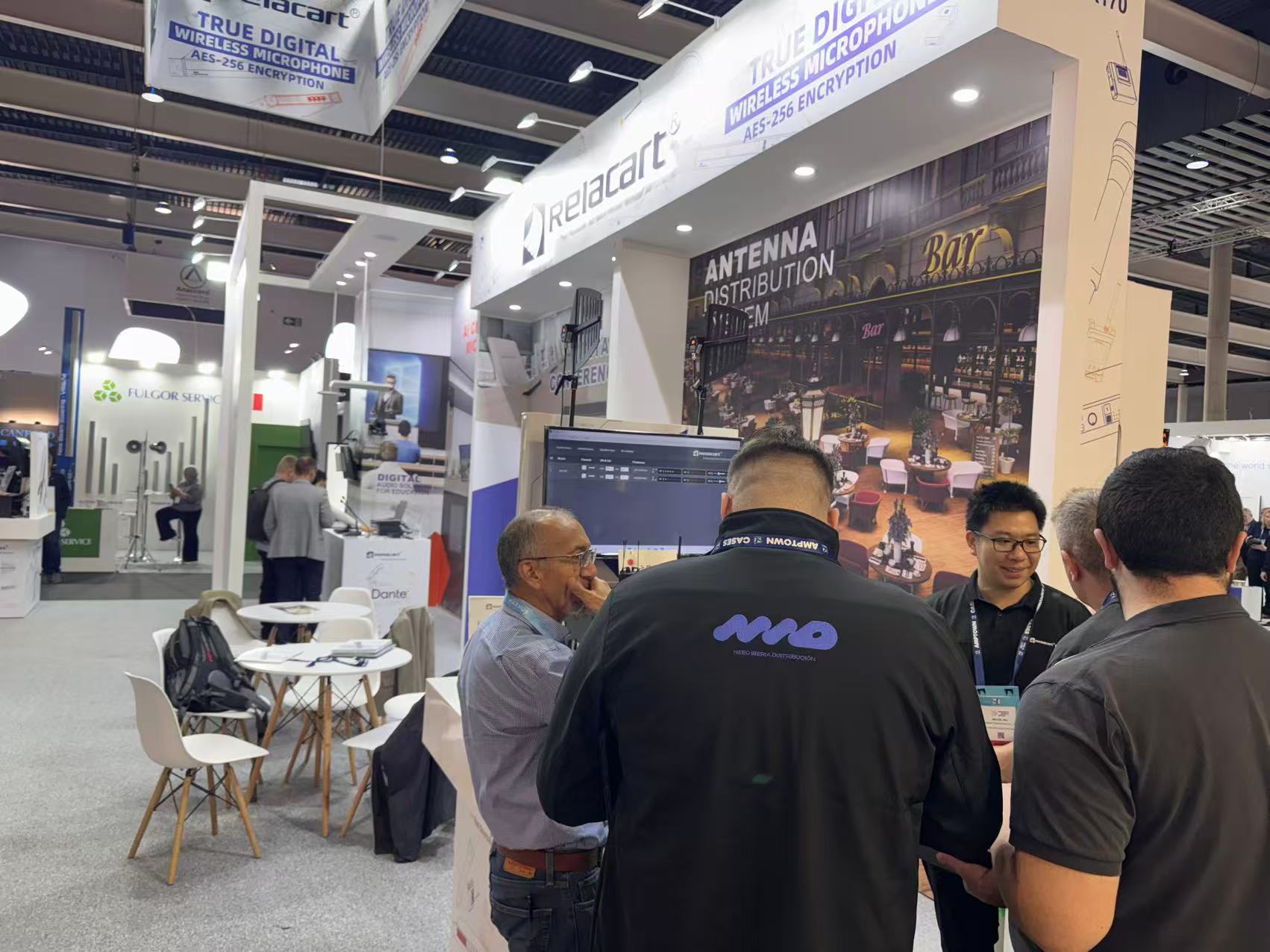 Simplicity Meets Professionalism: Relacart EZD-MI Series Digital Wireless Microphones Debut!