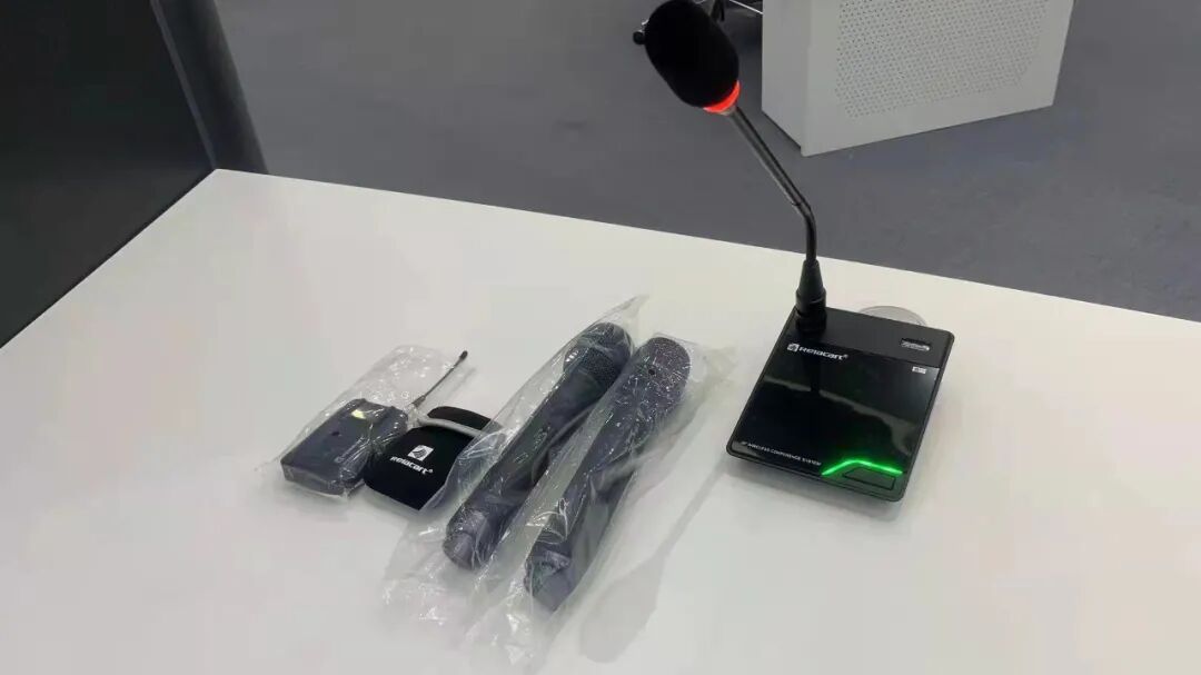 Equipment prepared for the project: TDN1-F bases, gooseneck microphones and wireless transmitters
