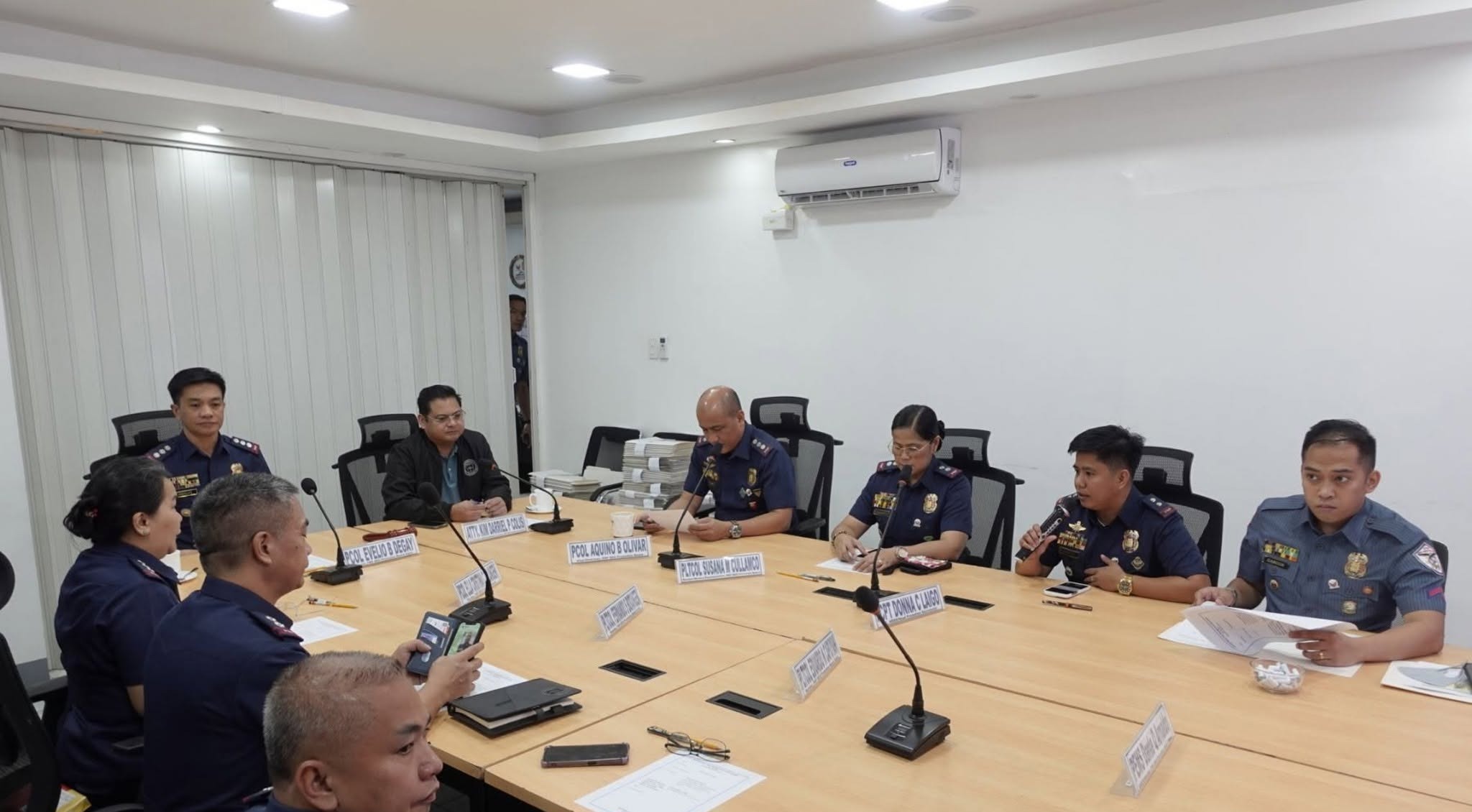 Relacart UR-222D and UD-222 Desktop Wireless Conference Microphones Serve the Philippine National Police Drug Enforcement Group