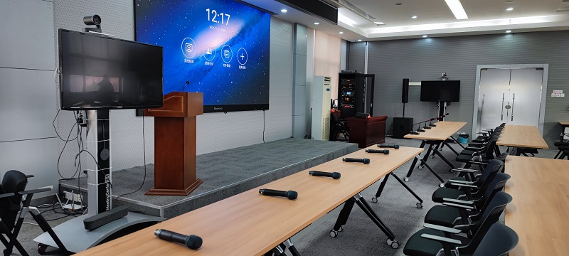 WAM-432 Wireless Automatic Digtal Mixer settled in a bank training room in Shandong.